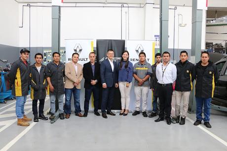 RENAULT RECONOCE, FELICITA Y AGRADECE EL TRABAJO DE SUS CAPACITADORES RENAULT RECONOCE, FELICITA Y AGRADECE EL TRABAJO DE SUS CAPACITADORES