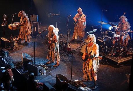 Free Salamander Exhibit - Undestroyed (2016)