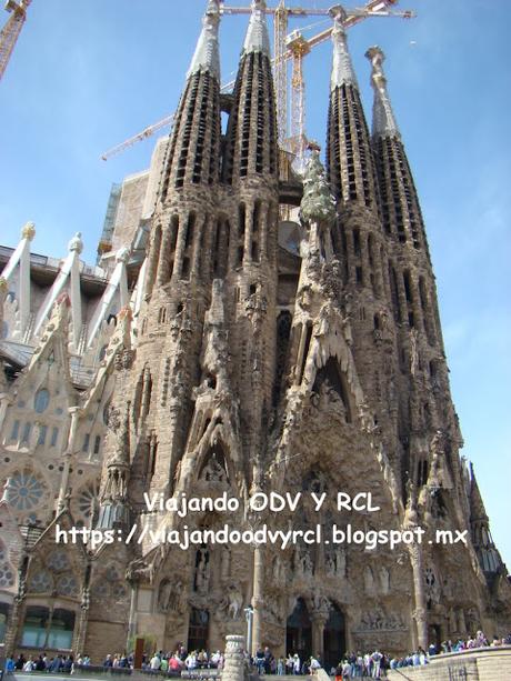 Que hacer, a donde ir que visitar en Barcelona. Un día Barcelona, visita en crucero en Barcelona. Sagrada Familia