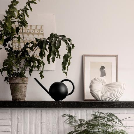 scandinavian design objects scandinavian decor nordic interiors nordic design macetas de diseño macetas interiors with flowers and plants flowerpot flower decor estilo nórdico decoración nórdica decoración con color decoración colorida decoración colores cozy decor colorfull decor charming decor  