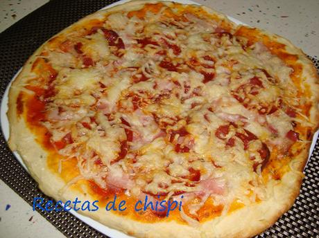 PIZZA DE BACÓN Y CHORIZO PIZZA DE BACÓN Y CHORIZO