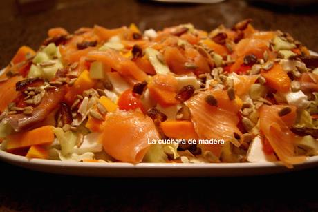 ENSALADA CON PAPAYA Y SALMON AHUMADO
