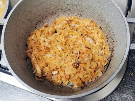 Sopa de cebolla francesa, la receta tradicional