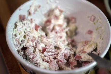 Champiñones rellenos de jamón y queso gratinados al horno