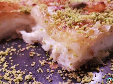 Pastel árabe de queso y pistachos