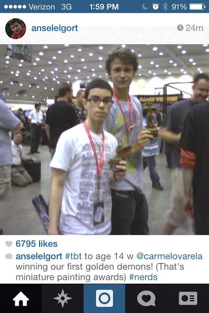 Ansel Elgort: Actor, y ganador de Golden Demons!