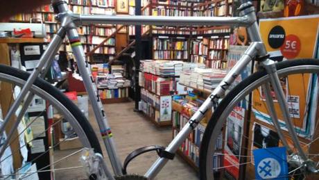 Día 21 de #30díasenbici: Ciclismo de papel