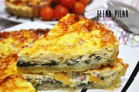 Quiche de espinacas, beicon y queso emmental