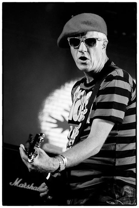 Efemérides del Rock y Heavy Metal: Que pasó un 24 de Abril