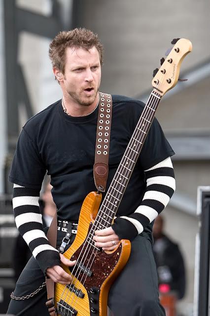 Efemérides del Rock y Heavy Metal: Que pasó un 24 de Abril