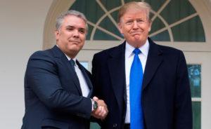 Trump ofrece ayuda a Duque para hacer frente al coronavirus