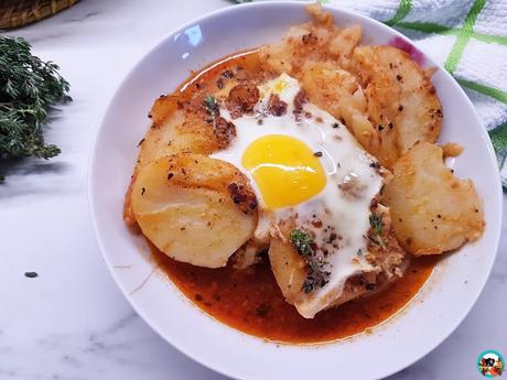 Papas con ajo y pollo al horno