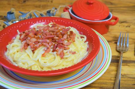 NO TE VAS A CREER QUE SE HAGAN TAN RAPIDOS ESTOS ESPAGUETIS CON BEICON Y SALSA DE QUESO espaguetis con bacon y queso, espaguetis con beicon, espaguetis con beicon y nata, espaguetis con beicon y salsa de queso, espaguetis recetas, pasta recetas, recetas de espaguetis, recetas de pasta, las delicias de mayte,
