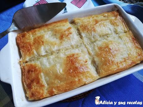 EMPANADA GRIEGA DE POLLO Y PASTA FILO
