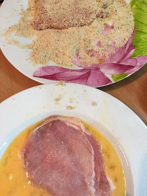 Filetitos Empanados De Cerdo Con Queso Y Cebolla