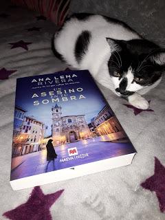 Un Asesino en tu Sombra - Ana Lena Rivera