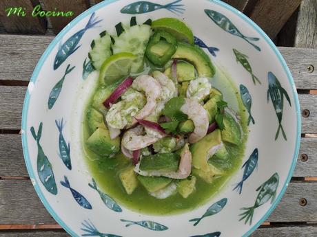 AGUACHILE VERDE DE CAMARONES Y AGUACATES