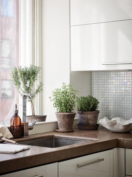 scandinavian style scandinavian little apartment scandi style scandi living pisos pequeños suecos pisos pequeños nórdicos pisos minúsculos escandinavos nordic style nordic interiors interiores pisos pequeños decoración viviendas pequeñas decoración minipisos  