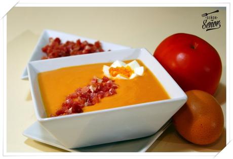 Salmorejo cordobés, receta tradicional paso a paso Salmorejo cordobés, receta tradicional paso a paso