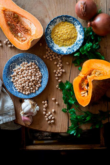 MINESTRONE DE CALABAZA, GARBANZOS Y PASTA