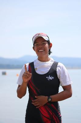 ACUMULA MILDRED MERCADO KILÓMETROS EN REMO DESDE SU CASA