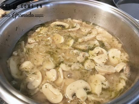 Galets sin gluten rellenos de pollo y gratinados. Juego de blogueros 2.0