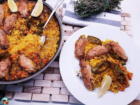 Arroz con alitas de pollo