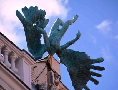 La estatua del Ángel Caído: curiosidades de la escultura más polémica de Madrid