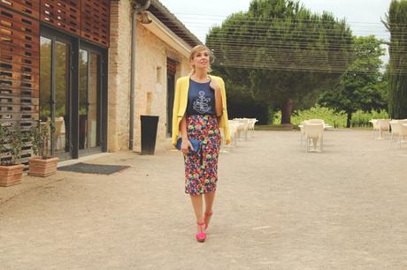 Combinar Falda Tubo Flores