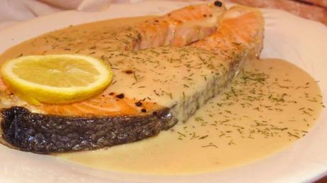 SALMÓN AL HORNO CON HIERBAS AROMÁTICAS salmón al horno