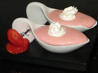 ESPUMA DE FRESAS EN MAMBO