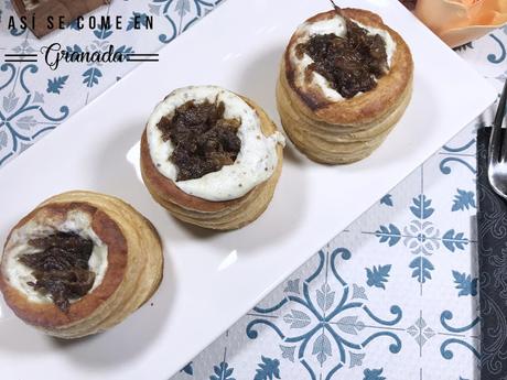 Volovant de queso y crema de dátiles