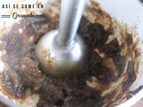 Volovant de queso y crema de dátiles