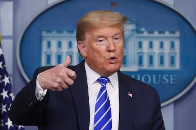 Clamor en EE.UU. por la metedura de pata del presidente.