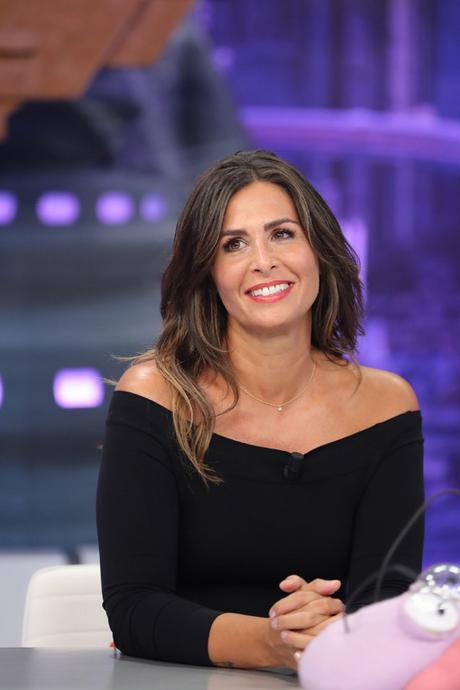 Falda Tubo Negra Con Jersey