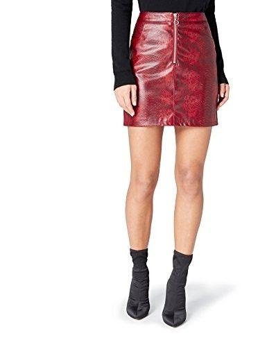 Outfit Falda Escocesa Roja Mujer