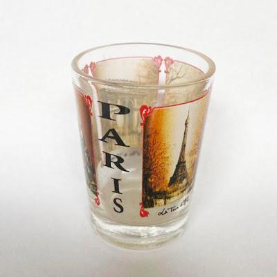 Historias para tomar el mundo - Paris es Luz Historias para tomar el mundo - Paris es Luz