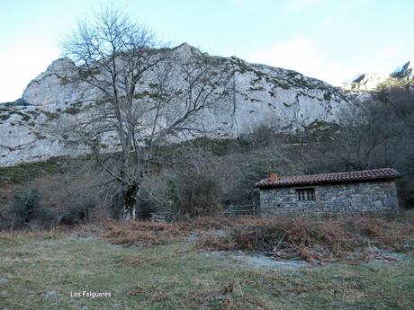 Soto de Agues-Camín d´Agüeria/Foz de Llaímu (Ruta del Alba)-Les Felgueres-Los Pandanes-Mina Carmen (o de Llaímu)