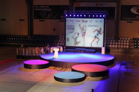 Aprende sobre tarimas para escenarios Aprende sobre tarimas para escenarios