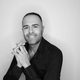 Promoción de libros: De sangre violeta-índigo, Isaac Pecino (Edeta Editorial, 2019) Promoción de libros: De sangre violeta-índigo, Isaac Pecino (Edeta Editorial, 2019)