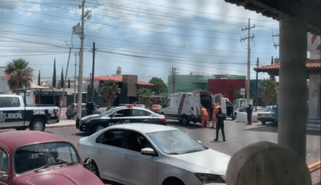 Vídeo: Trasladan paciente sospechoso de COVID-19 en Lomas