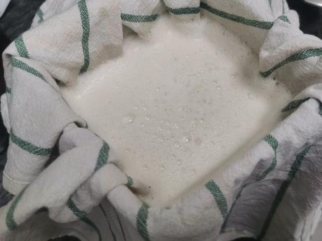 Horchata casera de chufa valenciana