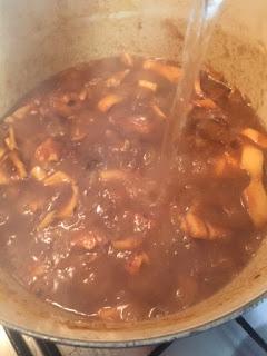 CALAMARES ENCEBOLLADOS