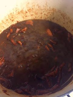 CALAMARES ENCEBOLLADOS