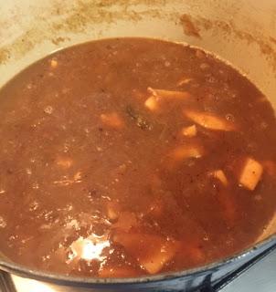 CALAMARES ENCEBOLLADOS