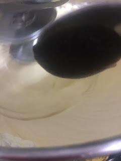 TARTA DE QUESO, LIMA Y CHOCOLATE BLANCO TARTA DE QUESO, LIMA Y CHOCOLATE BLANCO