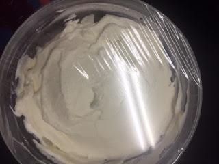 TARTA DE QUESO, LIMA Y CHOCOLATE BLANCO TARTA DE QUESO, LIMA Y CHOCOLATE BLANCO