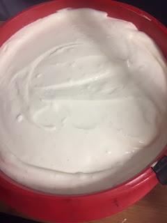 TARTA DE QUESO, LIMA Y CHOCOLATE BLANCO TARTA DE QUESO, LIMA Y CHOCOLATE BLANCO