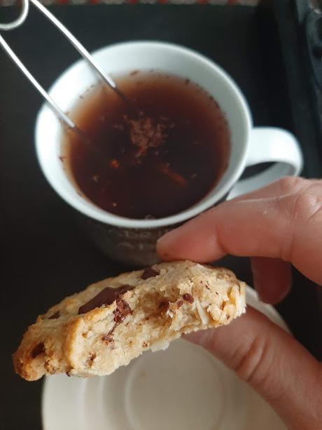 GALLETAS DE ALMENDRA Y CHOCOLATE