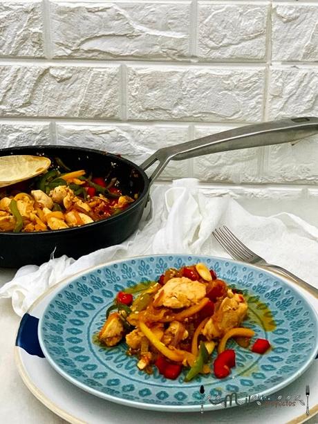 preparación de salteado de pollo con verduras receta paso a paso con video de la elaboracion